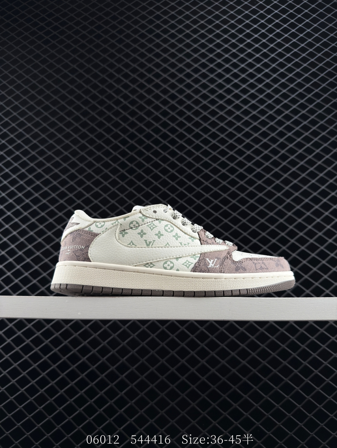 Nike Air Jordan 1 x Travis Scott AJ1